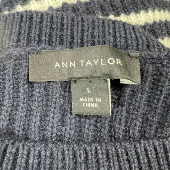 Ann Taylor Striped Wool Cashmere Sweater Size L Navy Blue Off White - Picture 6 of 12